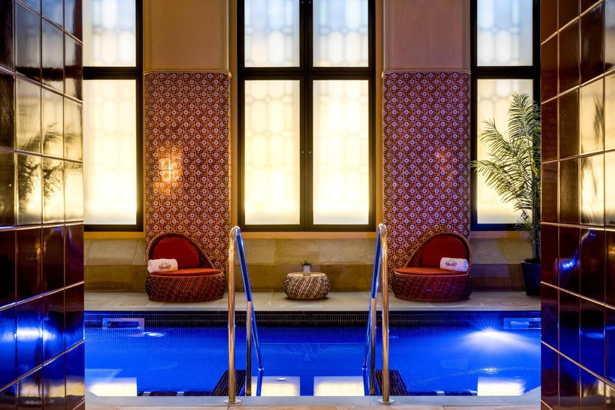 St. Pancras Renaissance Hotel Лондон Екстериор снимка The spa at The Ivy Spa